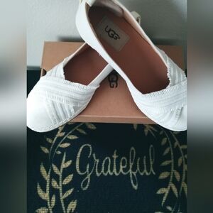 NIB UGG Women's Espadrille Slip-On Flats White
